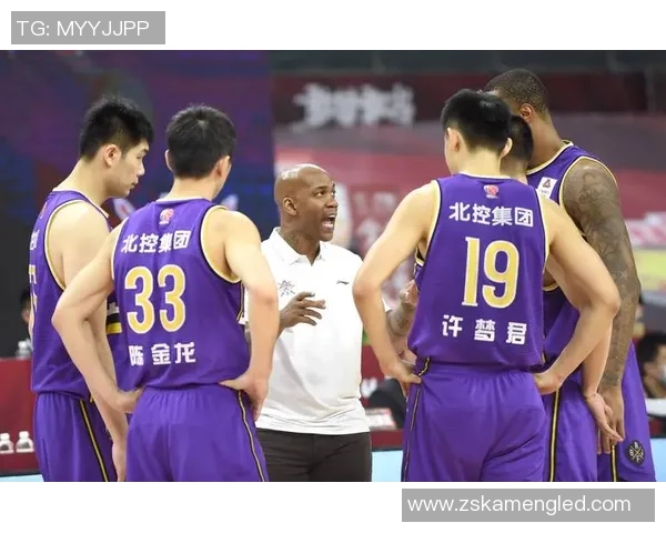 赛后分析：西安篮球队与北京篮球队的战术配合与表现评估